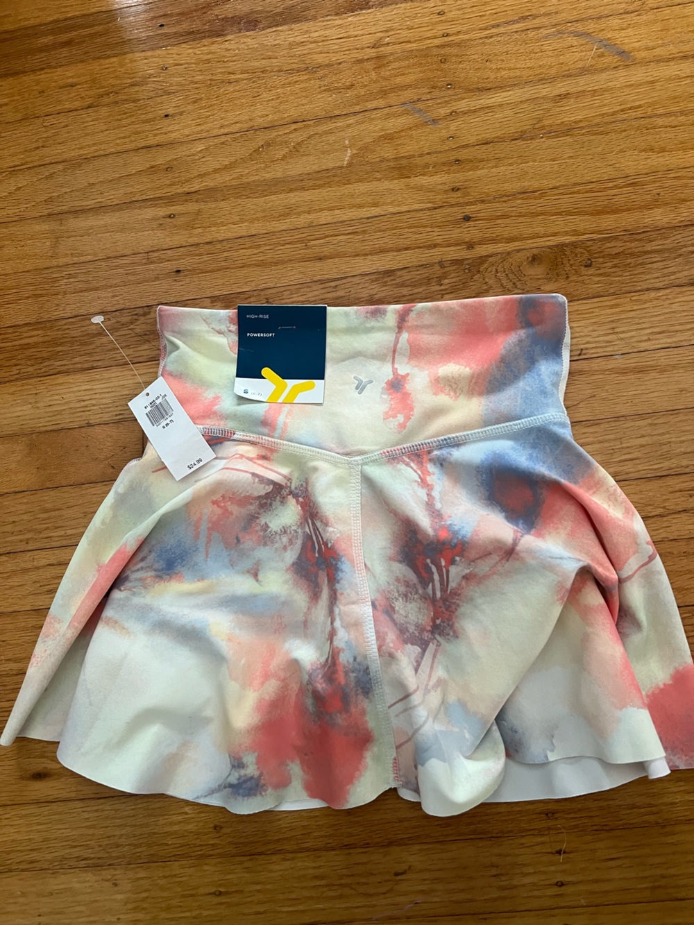 NWT- girls Old Navy Watercolor Tie-Dye skort size small 6/7